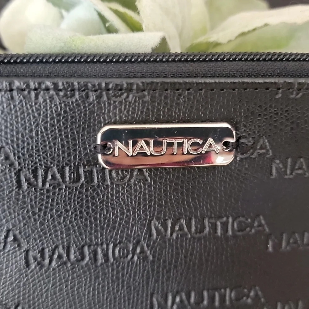Nautica Wristlet/ Travel Bag Unisex